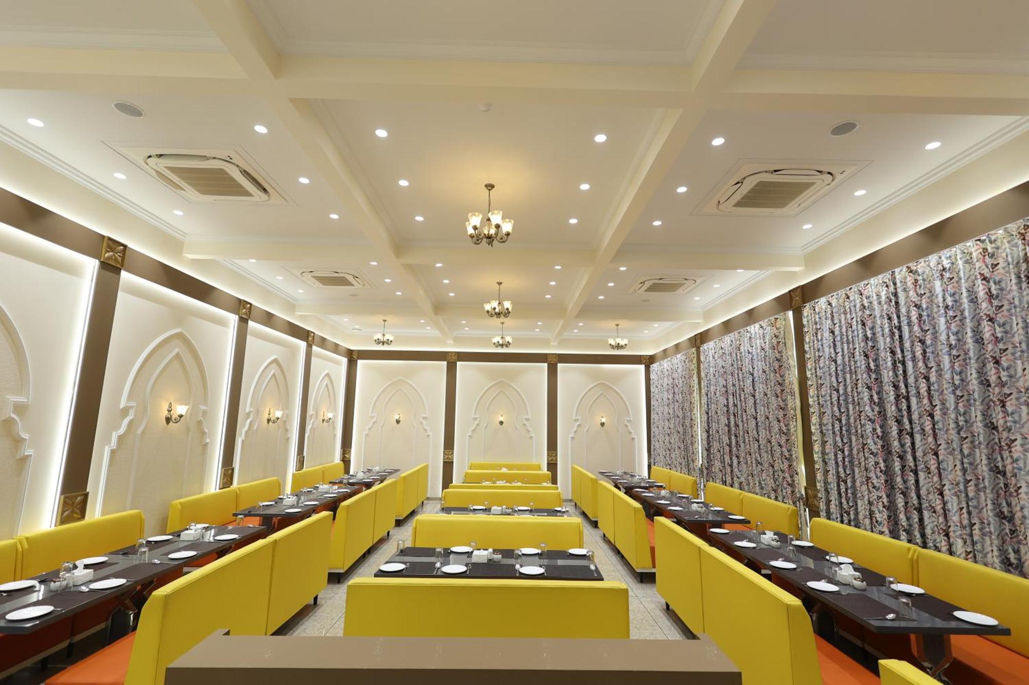 Hotel Grand Haveli Achad Exteriör bild